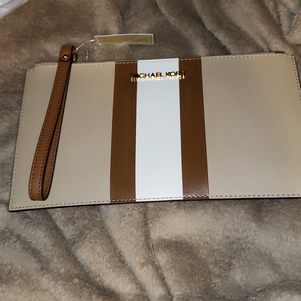 Michael Kors JSI LG CLUTCH WRISTLET